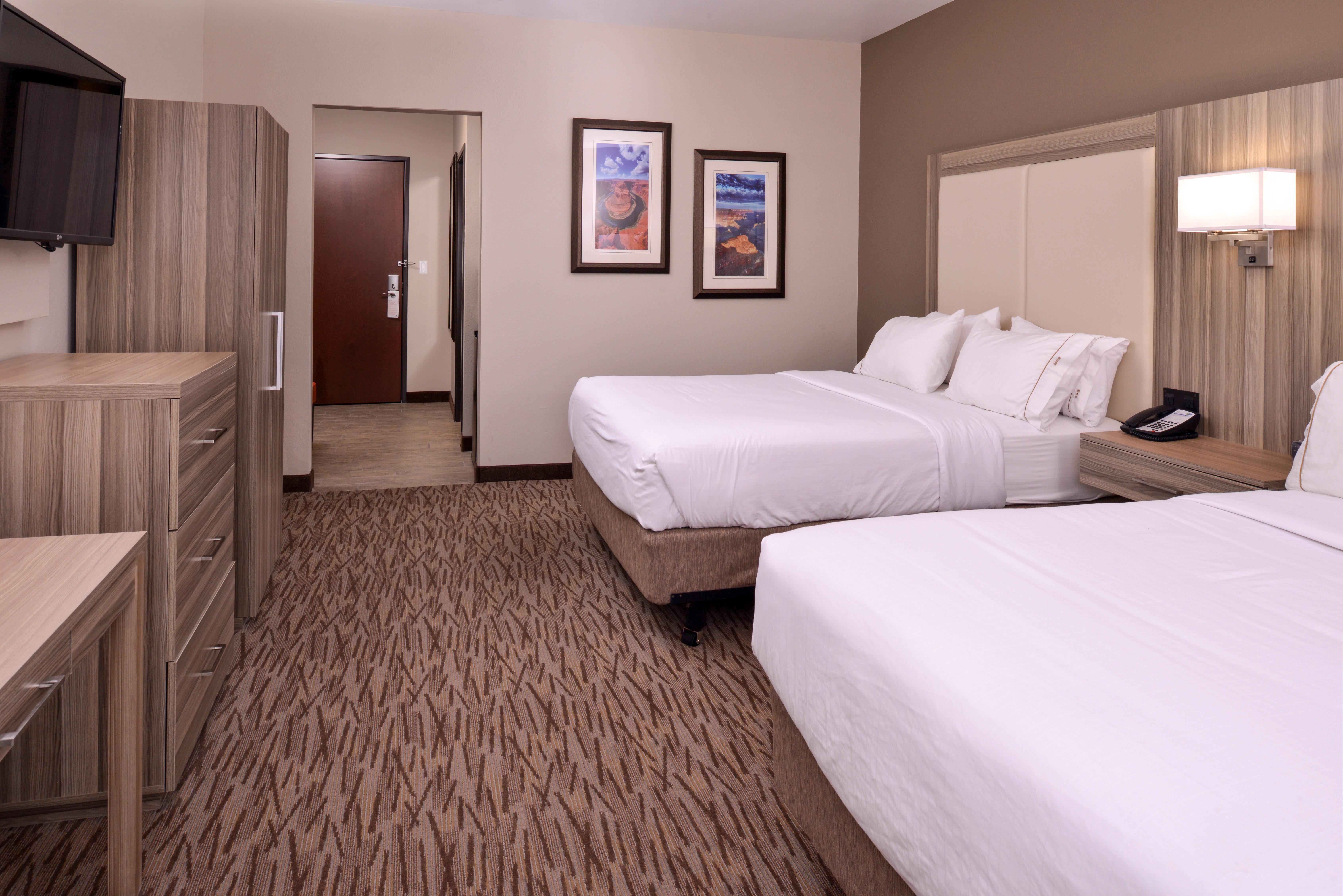 Holiday Inn Express & Suites Williams By Ihg Exterior photo